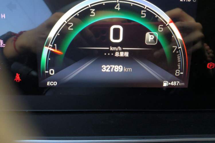 Used GAC Trumpchi M6 2023 PRO 270T DCT Luxury Edition Odometer Close Up
