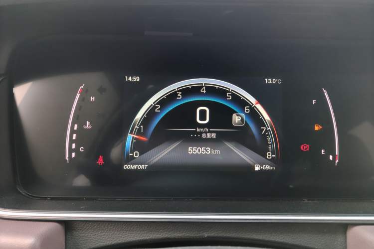 Used GAC Trumpchi M6 2023 PRO 270T DCT Luxury Edition Odometer Close Up
