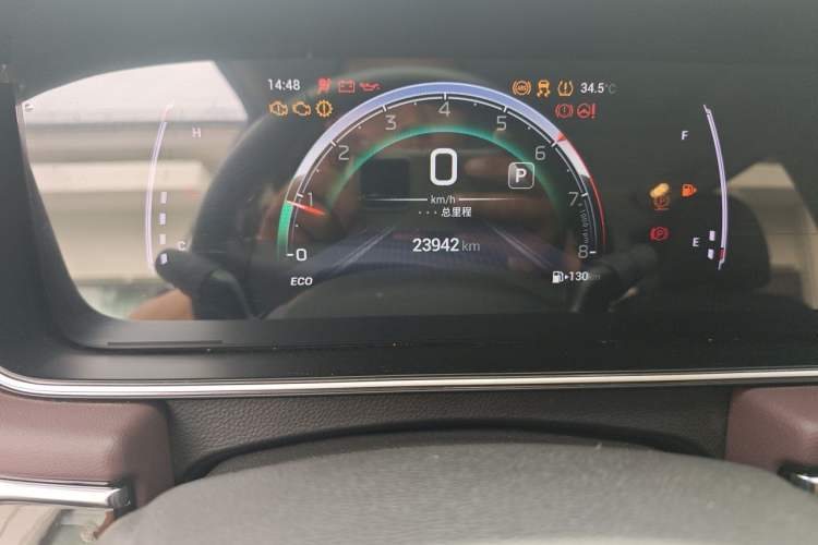 Used GAC Trumpchi M6 2023 PRO 270T DCT Luxury Edition Odometer Close Up