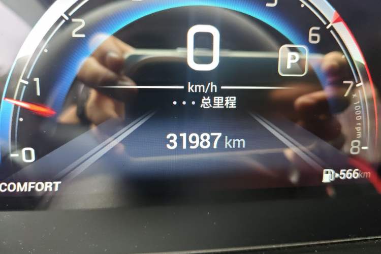 Used GAC Trumpchi M6 2023 PRO 270T DCT Luxury Edition Odometer Close Up