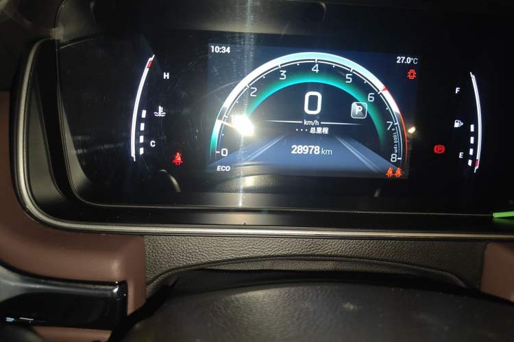 Used GAC Trumpchi M6 2023 PRO 270T DCT Luxury Edition Odometer Close Up