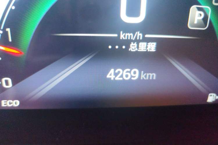 Used GAC Trumpchi M6 2023 PRO 270T DCT Luxury Edition Odometer Close Up