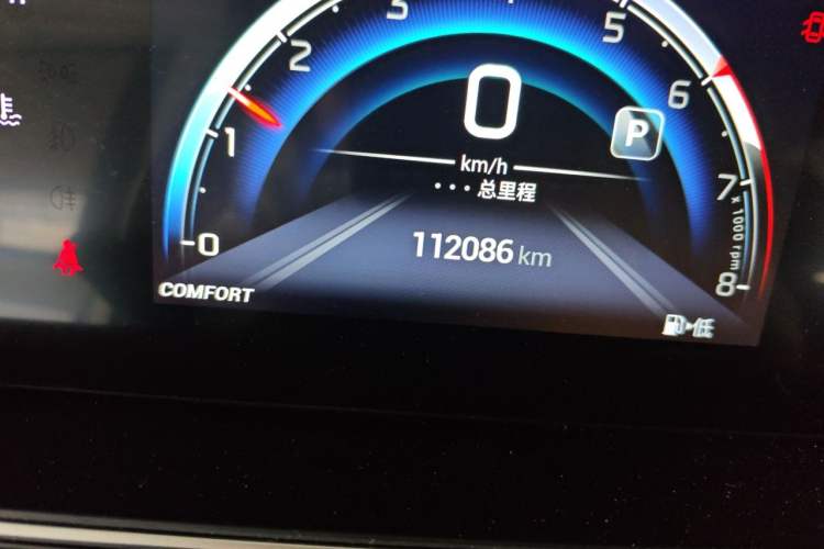 Used GAC Trumpchi M6 2023 PRO 270T DCT Elite Edition Odometer Close Up
