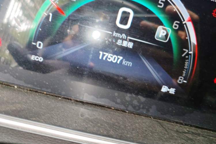 Used GAC Trumpchi M6 2023 PRO 270T DCT Luxury Edition Odometer Close Up