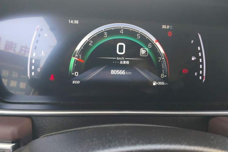 Used GAC Trumpchi M6 2023 PRO 270T DCT Elite Edition Odometer Close Up