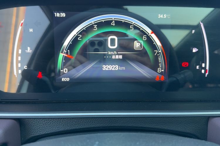 Used GAC Trumpchi M6 2023 PRO 270T DCT Luxury Edition Odometer Close Up