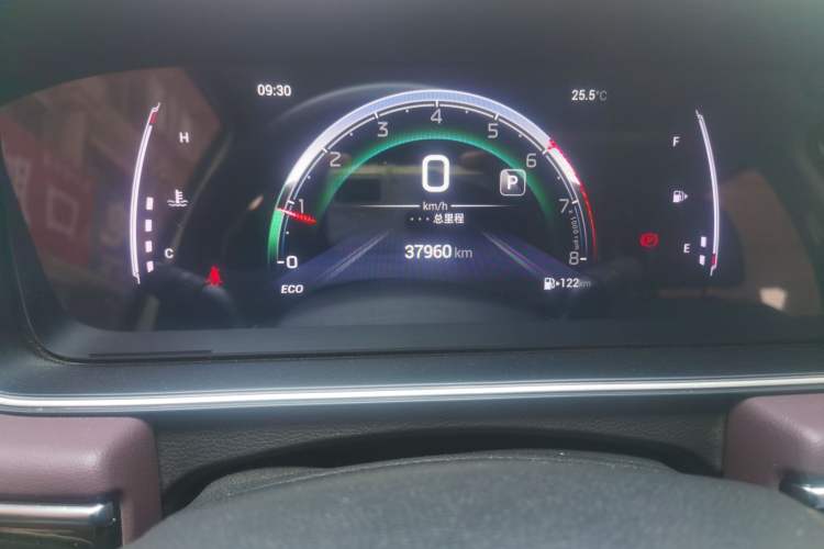 Used GAC Trumpchi M6 2023 PRO 270T DCT Luxury Edition Odometer Close Up