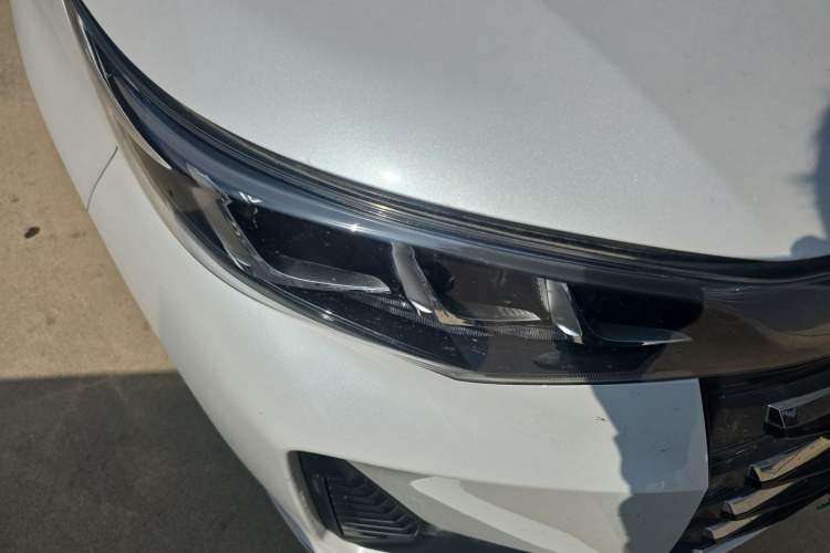 Used GAC Trumpchi M6 2023 PRO 270T DCT Luxury Edition Right Front Headlight