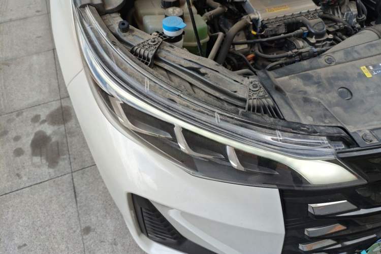 Used GAC Trumpchi M6 2023 PRO 270T DCT Luxury Edition Right Front Headlight