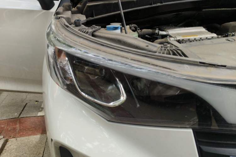 Used GAC Trumpchi M6 2023 PRO 270T DCT Elite Edition Right Front Headlight