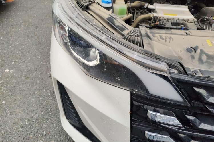 Used GAC Trumpchi M6 2023 PRO 270T DCT Elite Edition Right Front Headlight