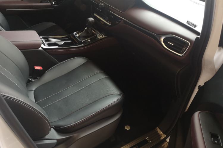 Used GAC Trumpchi M6 2023 PRO 270T DCT Luxury Edition Right Front Seat