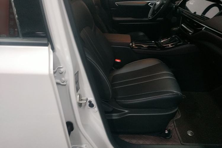 Used GAC Trumpchi M6 2023 PRO 270T DCT Luxury Edition Right Front Seat