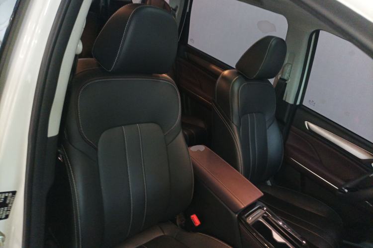 Used GAC Trumpchi M6 2023 PRO 270T DCT Luxury Edition Right Front Seat