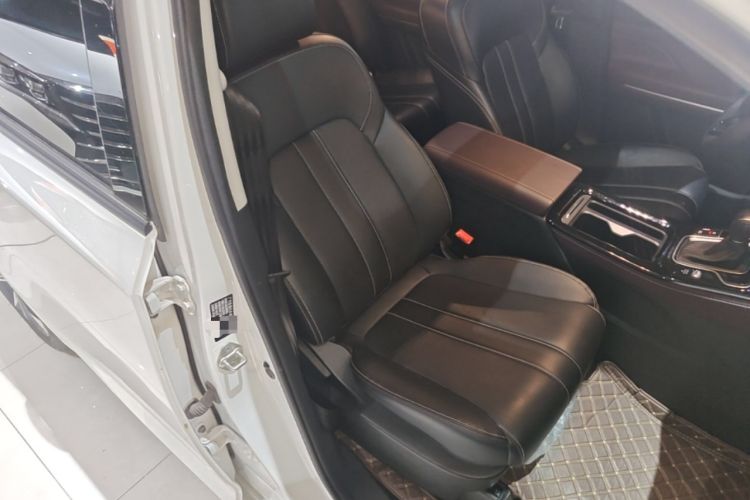 Used GAC Trumpchi M6 2023 PRO 270T DCT Luxury Edition Right Front Seat