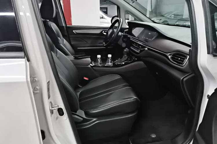 Used GAC Trumpchi M6 2023 PRO 270T DCT Luxury Edition Right Front Seat