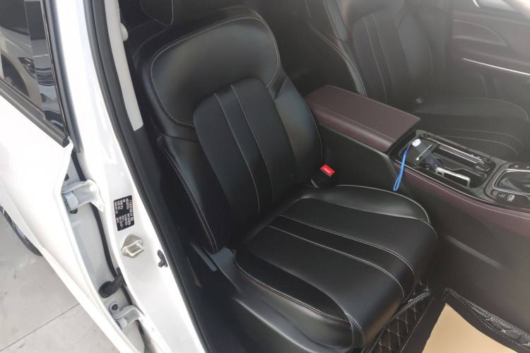 Used GAC Trumpchi M6 2023 PRO 270T DCT Luxury Edition Right Front Seat