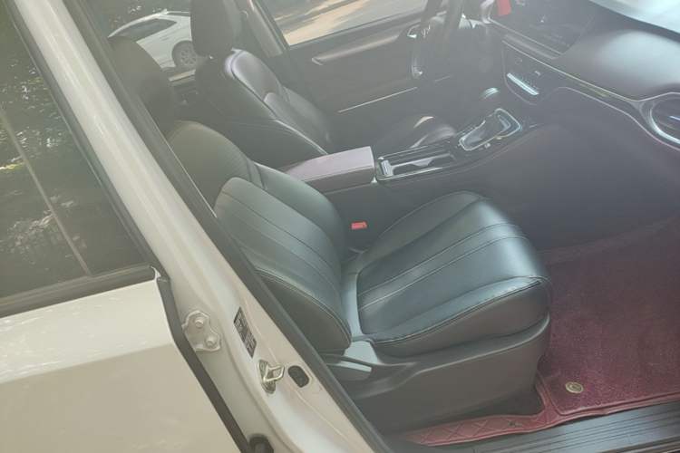 Used GAC Trumpchi M6 2023 PRO 270T DCT Luxury Edition Right Front Seat