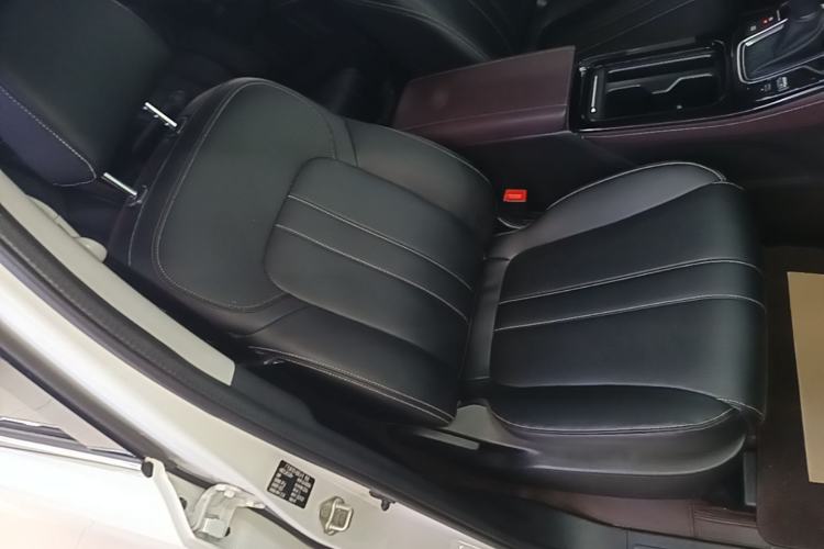 Used GAC Trumpchi M6 2023 PRO 270T DCT Luxury Edition Right Front Seat