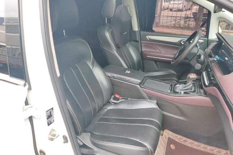 Used GAC Trumpchi M6 2023 PRO 270T DCT Luxury Edition Right Front Seat
