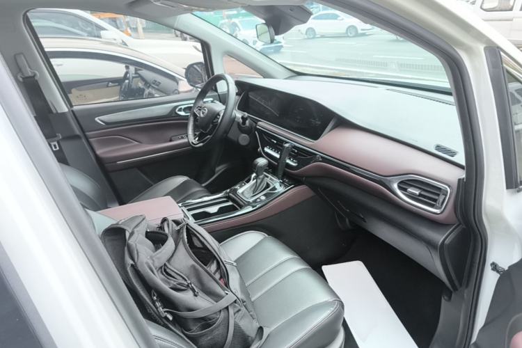 Used GAC Trumpchi M6 2023 PRO 270T DCT Luxury Edition Right Front Seat