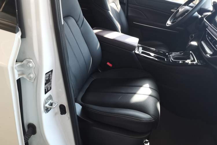 Used GAC Trumpchi M6 2023 PRO 270T DCT Elite Edition Right Front Seat