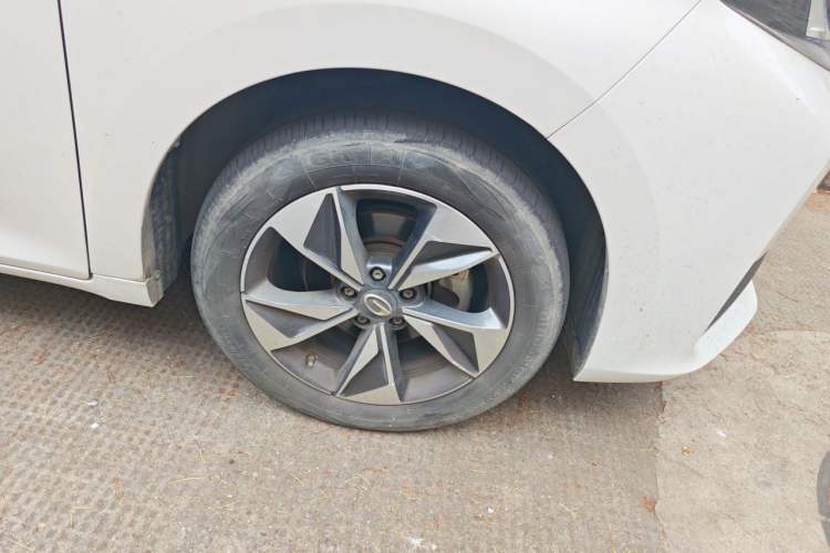 Used GAC Trumpchi M6 2023 PRO 270T DCT Luxury Edition Right Front Wheel Hub