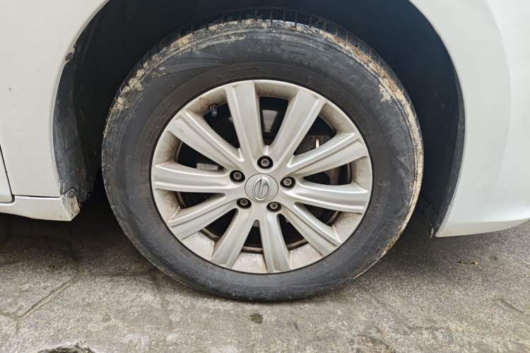 Used GAC Trumpchi M6 2023 PRO 270T DCT Elite Edition Right Front Wheel Hub