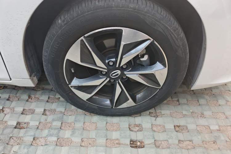 Used GAC Trumpchi M6 2023 PRO 270T DCT Elite Edition Right Front Wheel Hub
