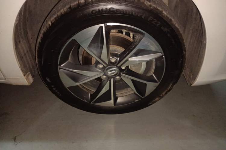 Used GAC Trumpchi M6 2023 PRO 270T DCT Luxury Edition Right Front Wheel Hub