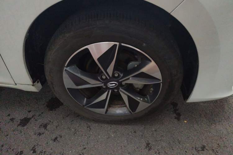 Used GAC Trumpchi M6 2023 PRO 270T DCT Luxury Edition Right Front Wheel Hub