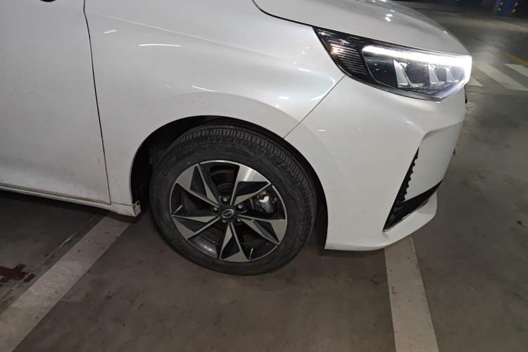 Used GAC Trumpchi M6 2023 PRO 270T DCT Luxury Edition Right Front Wheel Hub