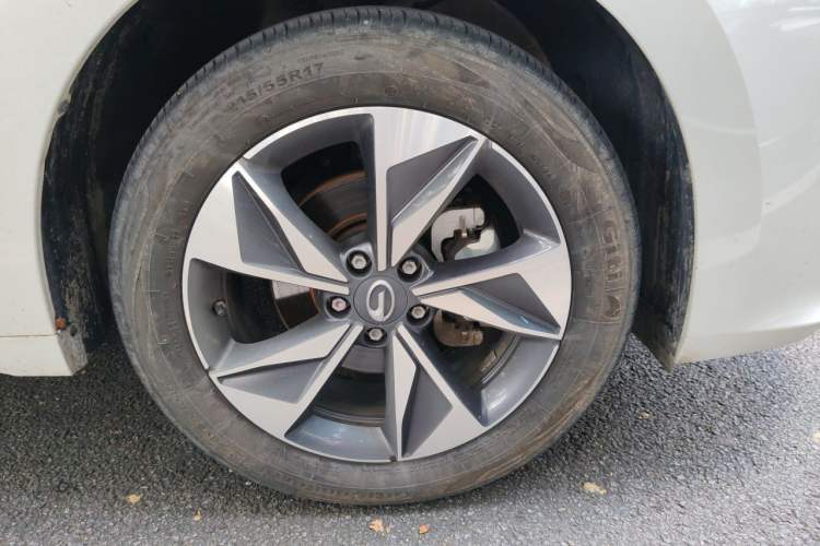 Used GAC Trumpchi M6 2023 PRO 270T DCT Luxury Edition Right Front Wheel Hub