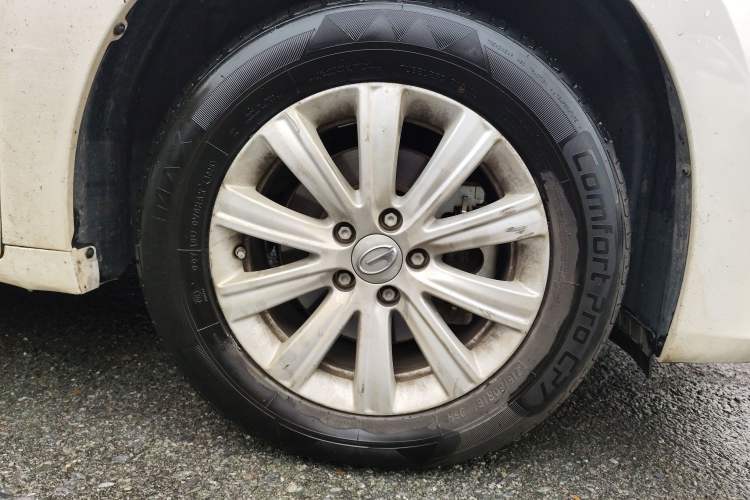 Used GAC Trumpchi M6 2023 PRO 270T DCT Elite Edition Right Front Wheel Hub