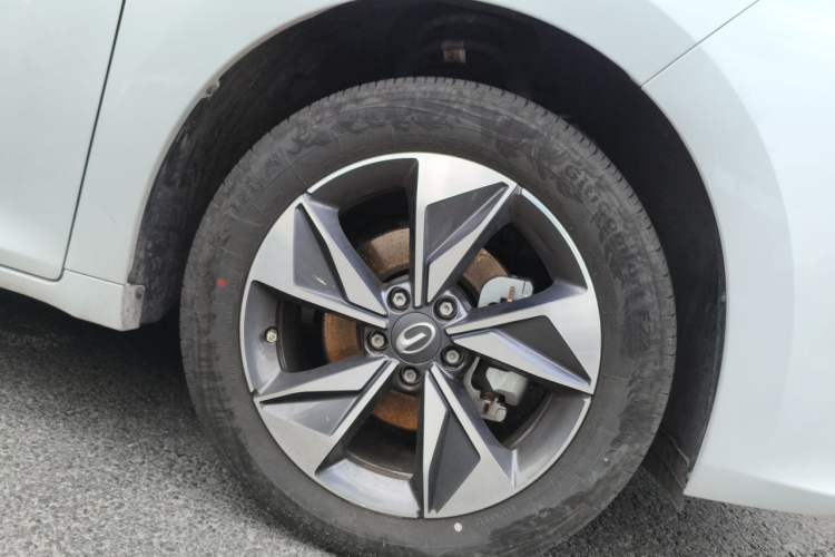 Used GAC Trumpchi M6 2023 PRO 270T DCT Luxury Edition Right Front Wheel Hub