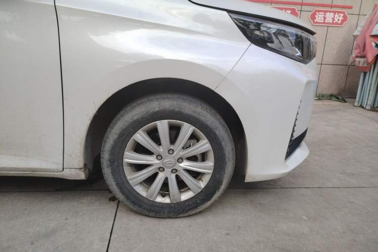 Used GAC Trumpchi M6 2023 PRO 270T DCT Elite Edition Right Front Wheel Hub