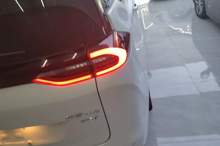 Used GAC Trumpchi M6 2023 PRO 270T DCT Luxury Edition Right Rear Taillight