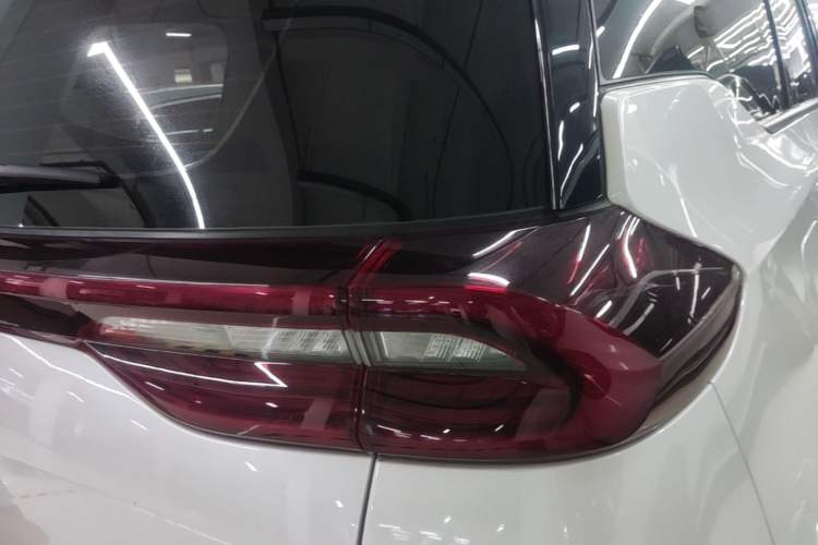 Used GAC Trumpchi M6 2023 PRO 270T DCT Luxury Edition Right Rear Taillight