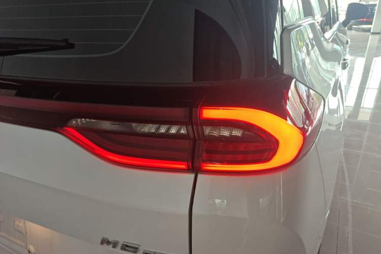 Used GAC Trumpchi M6 2023 PRO 270T DCT Luxury Edition Right Rear Taillight