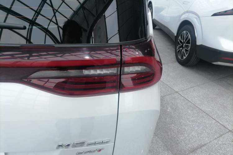 Used GAC Trumpchi M6 2023 PRO 270T DCT Luxury Edition Right Rear Taillight