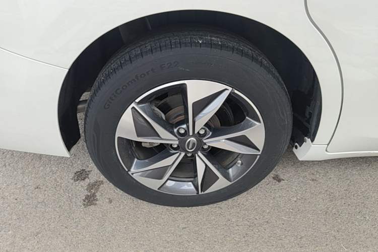 Used GAC Trumpchi M6 2023 PRO 270T DCT Luxury Edition Right Rear Wheel Hub