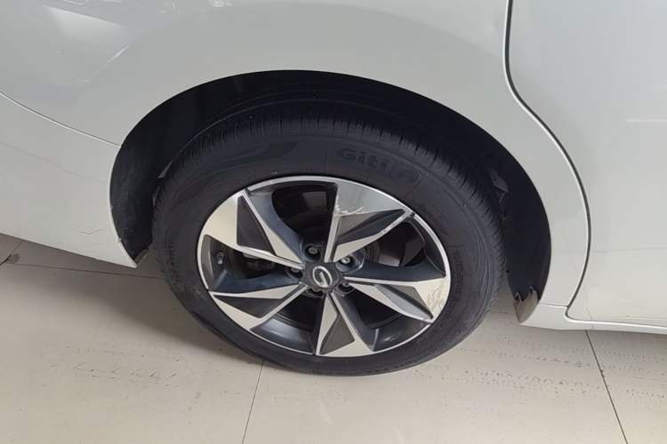 Used GAC Trumpchi M6 2023 PRO 270T DCT Luxury Edition Right Rear Wheel Hub