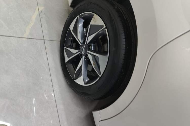 Used GAC Trumpchi M6 2023 PRO 270T DCT Luxury Edition Right Rear Wheel Hub