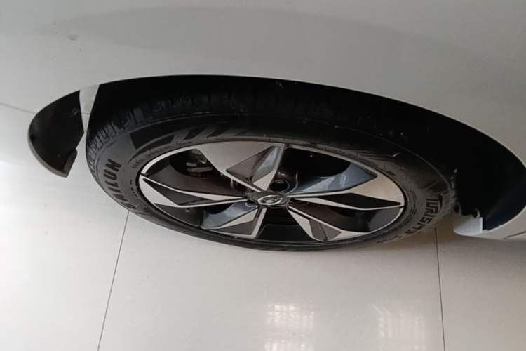 Used GAC Trumpchi M6 2023 PRO 270T DCT Luxury Edition Right Rear Wheel Hub