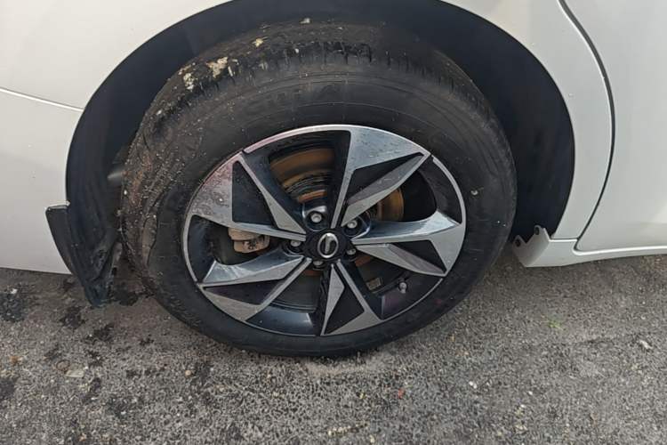 Used GAC Trumpchi M6 2023 PRO 270T DCT Luxury Edition Right Rear Wheel Hub