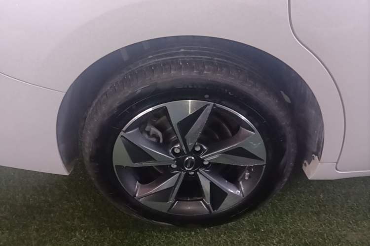 Used GAC Trumpchi M6 2023 PRO 270T DCT Luxury Edition Right Rear Wheel Hub