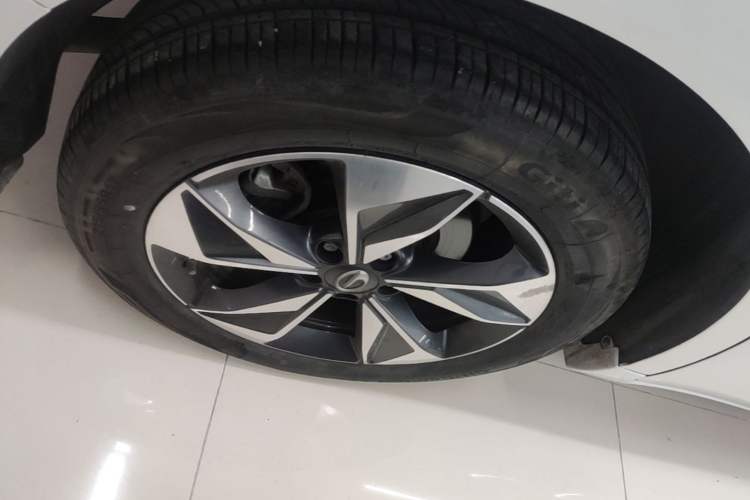 Used GAC Trumpchi M6 2023 PRO 270T DCT Luxury Edition Right Rear Wheel Hub