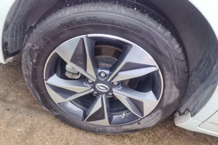Used GAC Trumpchi M6 2023 PRO 270T DCT Luxury Edition Right Rear Wheel Hub