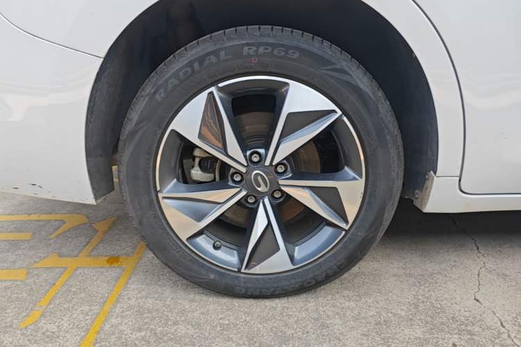 Used GAC Trumpchi M6 2023 PRO 270T DCT Luxury Edition Right Rear Wheel Hub