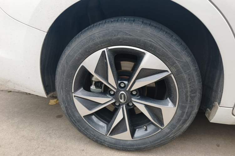 Used GAC Trumpchi M6 2023 PRO 270T DCT Luxury Edition Right Rear Wheel Hub
